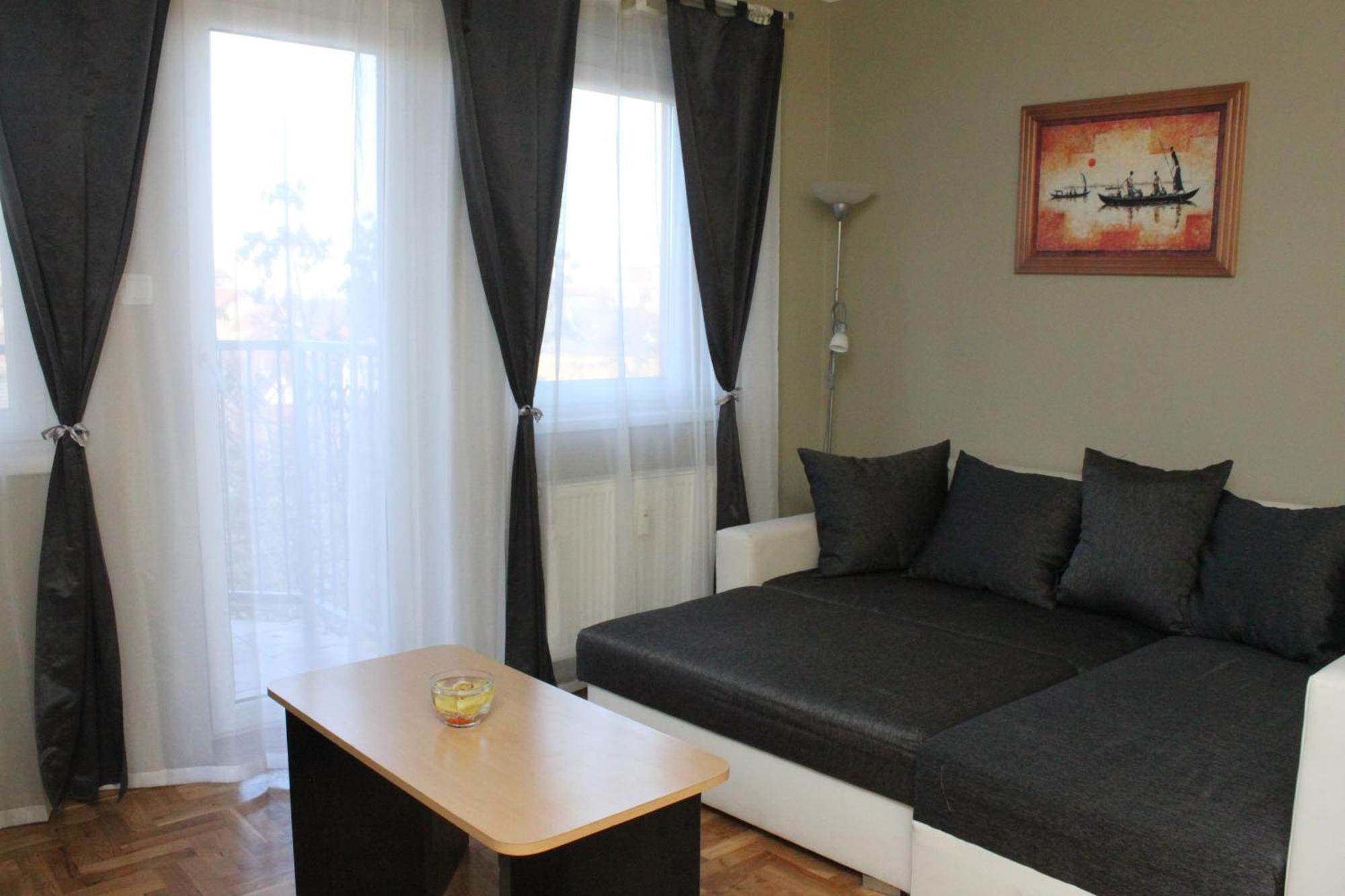Sun Apartments Subotica Extérieur photo